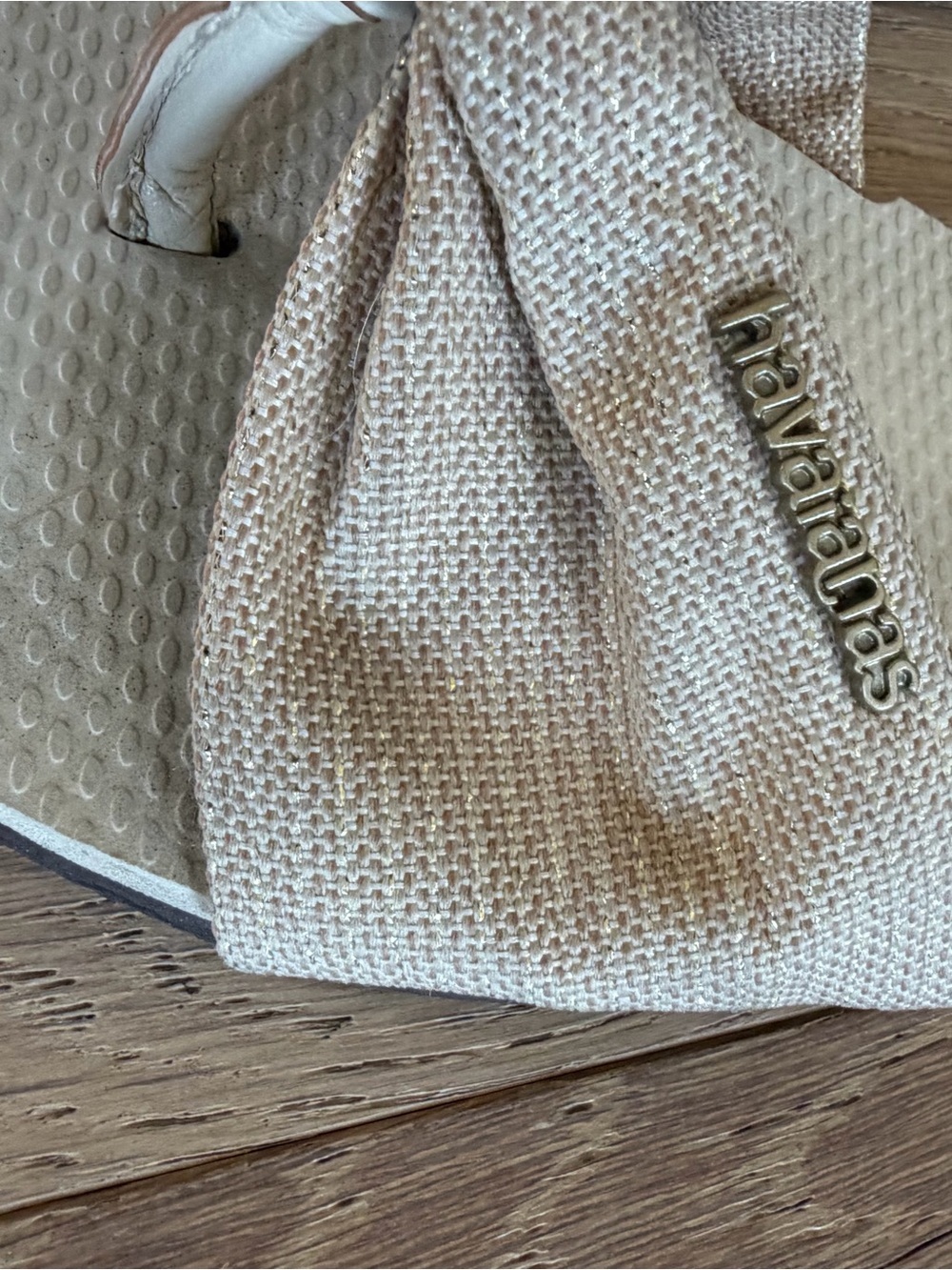 Havaianas Women's Light Beige Bow Slide Sandals - Picture 2 of 4